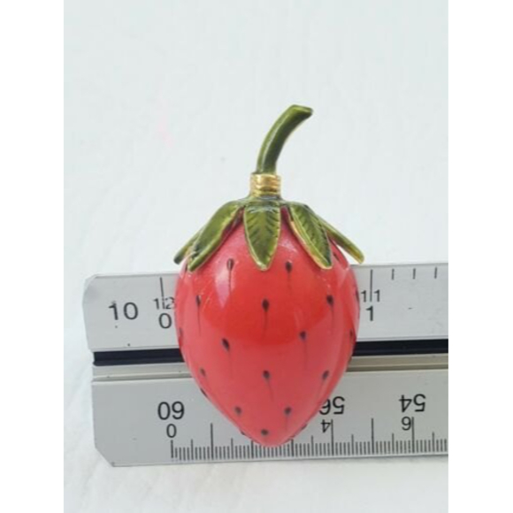 Vintage Original By Robert Strawberry Pin Brooch-Enamel-Signed - Picture 7 of 8